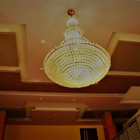 Hotel Vaishnavi Heights Aurangābād エクステリア 写真